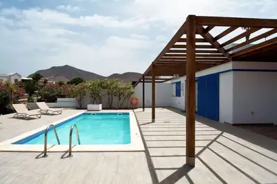 Image de Villa à Playa Blanca avec piscine privée