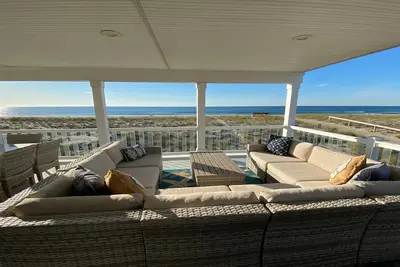 Image de Ocean Front. Roof Top Deck. Hot Tub. Beach Badges. Wifi. 152075
