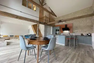 Image de Charmante maison rénovée avec jardin, 2 chambres, proche La Rochelle, 4 couchages