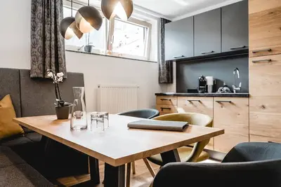 Image de Cabin type \"Montscheinspitze\" - Cabin8 Alpine Flair Apartments