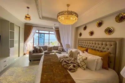 Image de Beach Front Luxury Villa with private Beach.