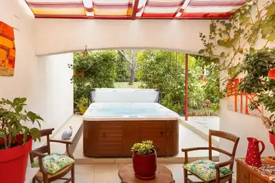 Image de Somptueuse Maison De 120m² Avec Jardin Et Spa