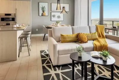 Image de Coastal Paradise w/ Amazing Pools + Parking