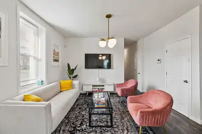 Image de Rare 2 Bed Gem w/ Private Patio Near Downtown Philly!