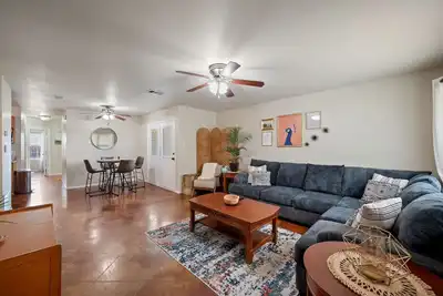 Image de The Boho Inn Summary: