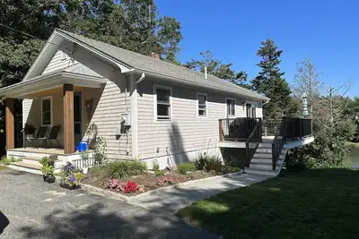 Image de Cozy Waterfront Home in Maine