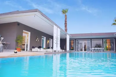 Image de Exclusive 6 suites luxury villa with a private pool.