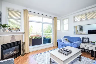 Image de 2 Bedroom Condo Overlooking Nature Sanctuary