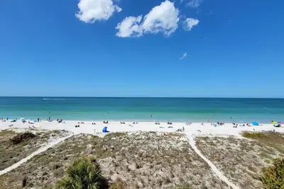 Image de Indian Rocks Beach Cottage/Hot Tub/pet friendly/free beach equipment/free wifi & parking