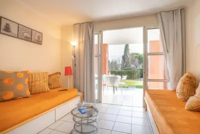 Image de L'Esquinade (G1003) by Interhome