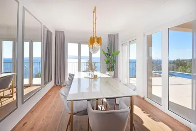 Image de Villa Iva with sea view and pool