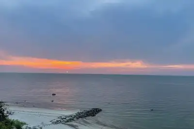 Image de Bay views and Private beach