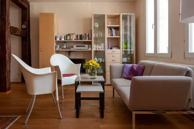 Image de Close to the water and with a wood-burning stove, ideal for a few relaxing days.