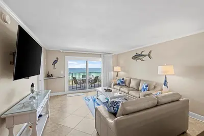 Image de The Islander 705 - Beachview - Complimentary Beach (Seasonally) - Heated Pool
