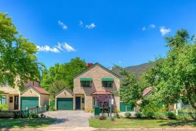 Image de Remys Retreat, Bright