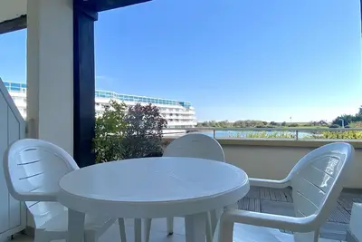 Image de Appartement 2 pièces avec grande terrasse à louer pour les vacances