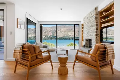 Image de Lakeside Luxury 2 Bedroom