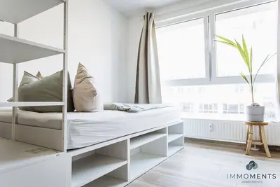 Image de Serviced apartment with Netflix and WiFi in the center We 04