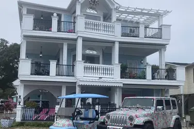 Image de L50 Steps from the Ocean with Stunning Ocean Views! ! with Golfcart
