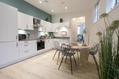 Image de Prestige-Vue ville-Appartement-Salle de bain privée séparée-Flat 5