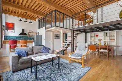 Image de Le Tisserand - Superbe Canut pentes Croix Rousse