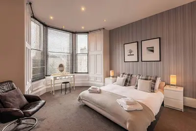 Image de Nelson Manor – City Centre Townhouse