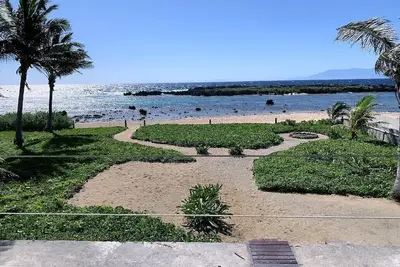 Image de East Wind - 4 Bedroom Ocean Front Luxury
