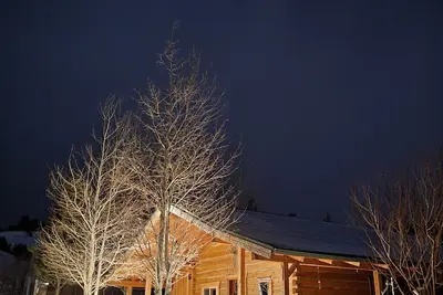 Image de Beautiful Montana Cabin, at the base of the Pintler Mountains