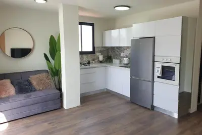 Image de Luxurious rooftop 2 bedrooms+terrace apartment suitable for a couples / families