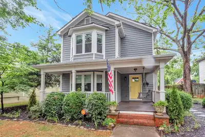 Image de Adorable Atlanta gem near downtown with WiFi, backyard, & excellent location