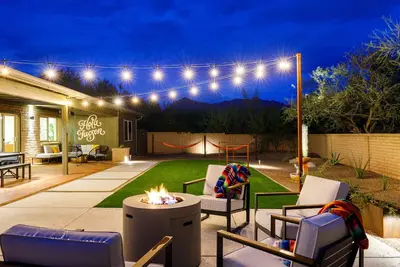 Image de Desert Escape with Hot Tub, Yard & Mountain Views