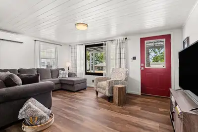 Image de Pleasure Point Place Waterfront Cottage