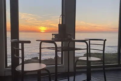 Image de Oceanfront Oasis, Sunsets & Crashing Waves