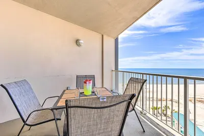Image de Spacious Biloxi Getaway w/ Pools & Beach Access!