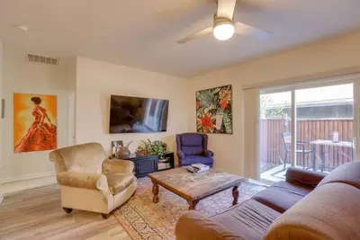 Image de Bright Bend Home w/ Patio < 3 Mi to Downtown!