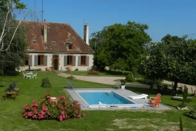 Image de Ferme charmante avec animaux, piscine chauffée et tout confort en Sologne Bourbonnaise