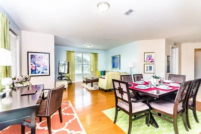 Image de Last Minute Disney Getaway! Luxury Condo with Private Balcony. Book Now! #39212