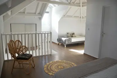 Image de Superbe T3 Duplex, bord lagon