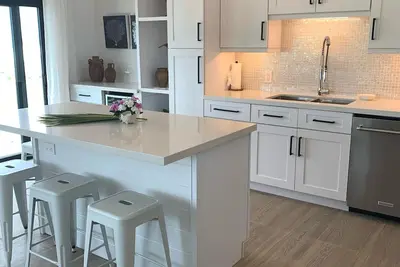 Image de Modern Beachfront Villa! Oceanfront Views w/ Heated Pool in private community
