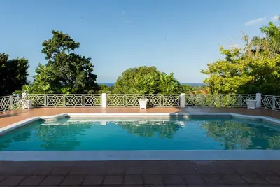 Studio With a Panoramic View of the Caribbean sea