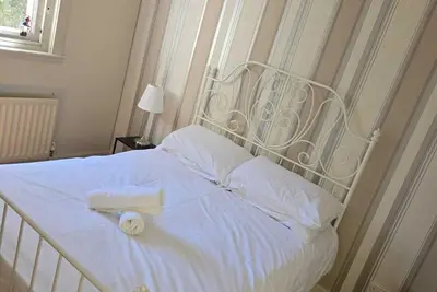 Image de Mansion Sleeps 12 Easy Access To City