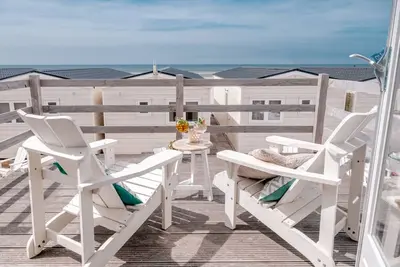 Eco cottage on the beach of Wijk aan Zee