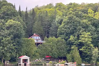 Image de Beautiful waterfront property