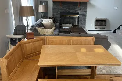 Image de Cozy 3 bedroom Bear Paw Lake house updated