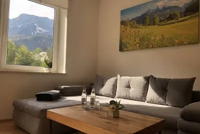Image de Apartment Untersbergblick with balcony and mountain view