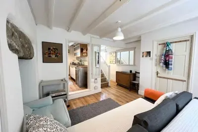 Image de Immaculate Cosy Cornish Cottage in Penryn/Falmouth