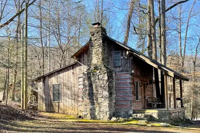 Image de Motorcycle Friendly - Wood Fireplace - Covered Porch