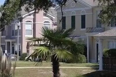 Image de Legacy Beach Villa! Sleeps 6! Everything Included! 2 pools!