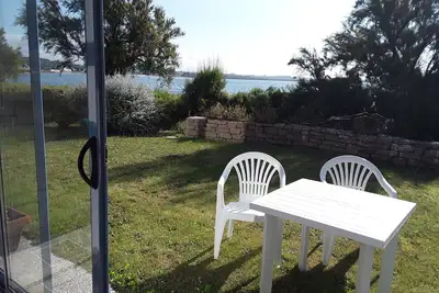 Appartement vue mer, lumineux et accès  direct aux plages