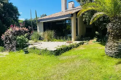 Image de Villa Zen dans la garrigue, entre sentiers de rando et plages à 20mn!